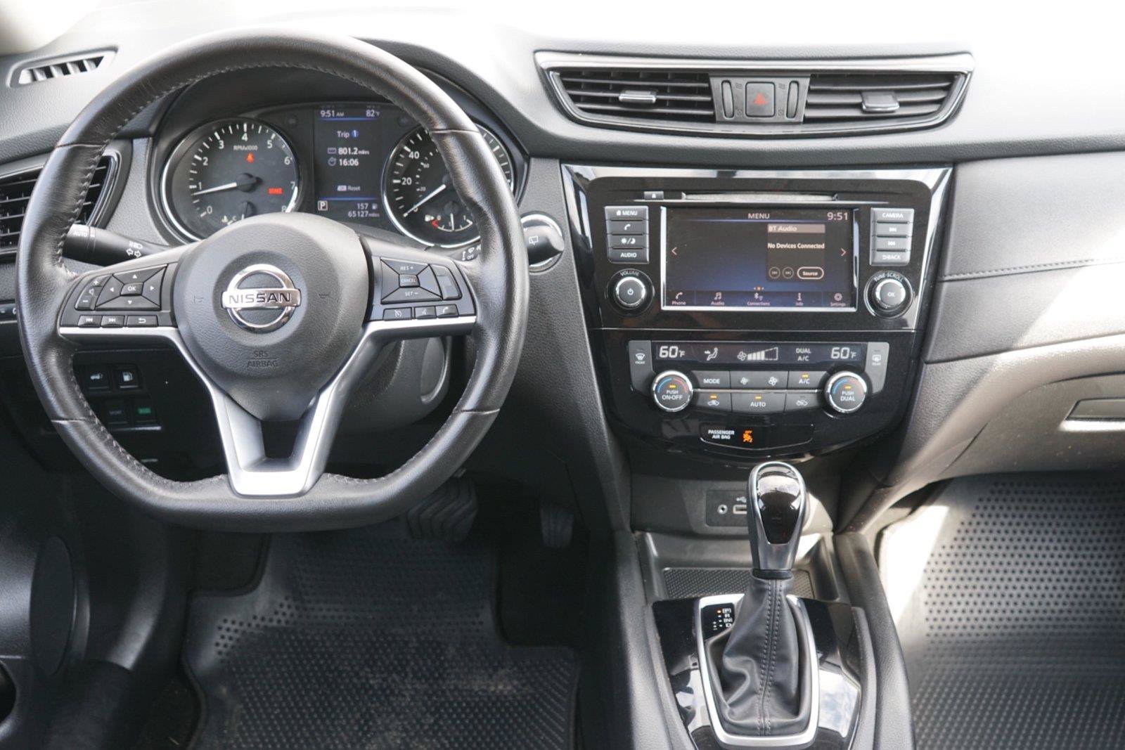 Used 2018 Nissan Rogue SV AWD/4WD image 23