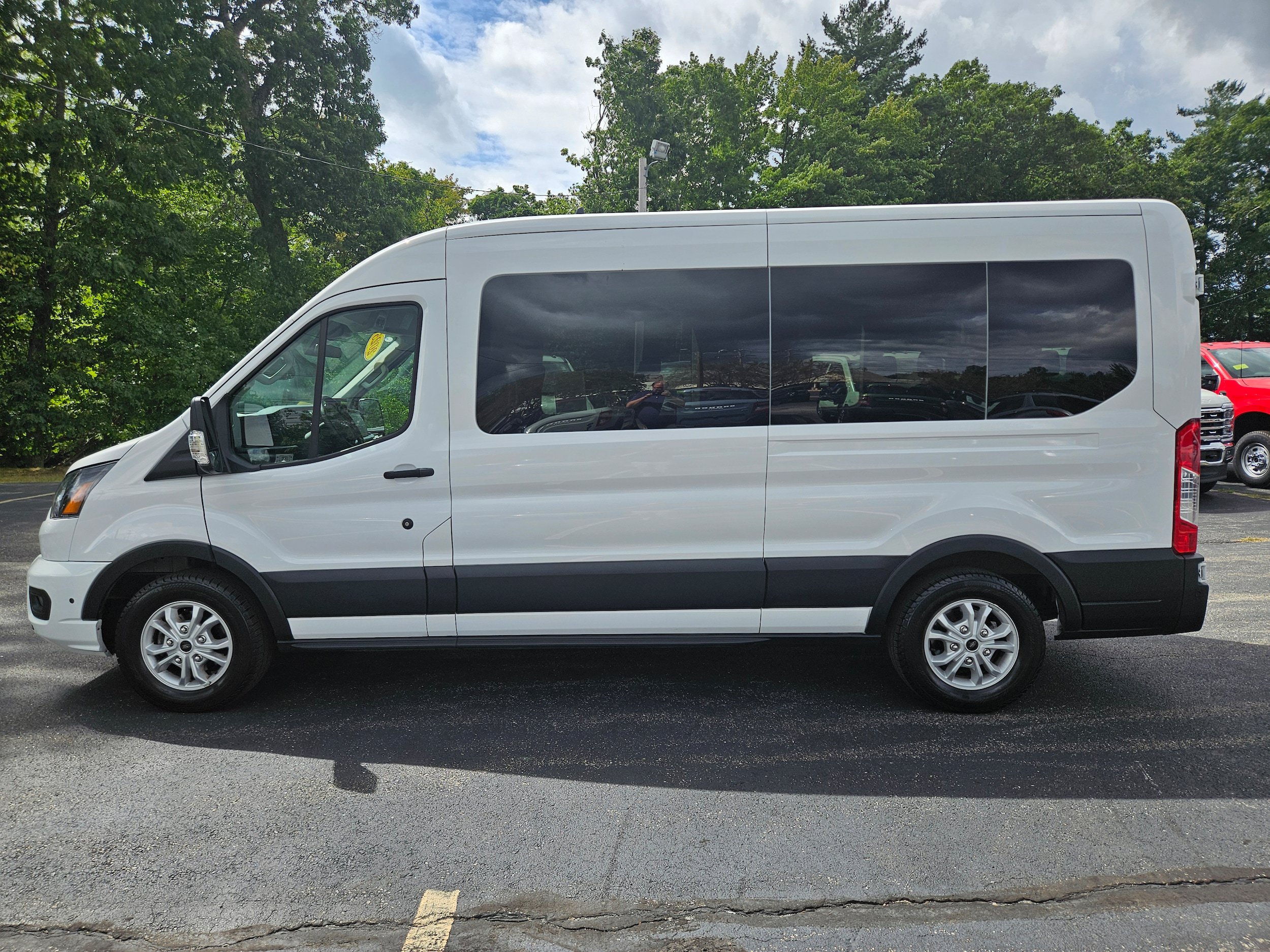 Certified 2025 Ford Transit 350 XLT RWD image 7