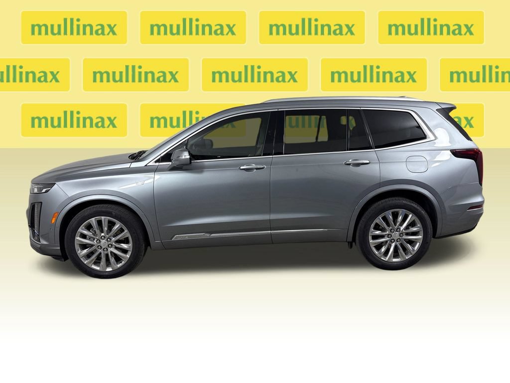 Used 2024 Cadillac XT6 Premium Luxury w/ Technology Package FWD image 7