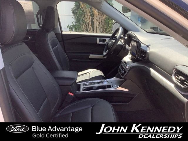 Certified 2023 Ford Explorer XLT w/ Equipment Group 202A AWD/4WD image 23
