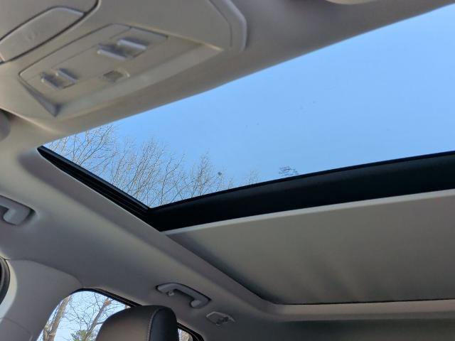 Certified 2018 Ford Escape SEL AWD/4WD image 30