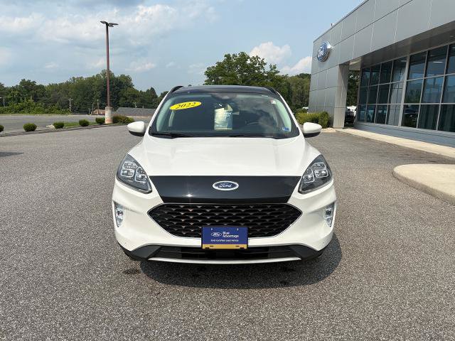 Certified 2022 Ford Escape Titanium w/ Class II Trailer Tow Package AWD/4WD image 8
