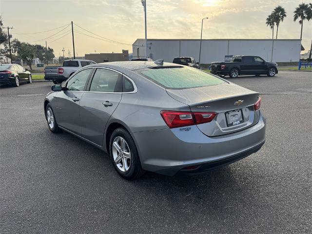Used 2024 Chevrolet Malibu LT image 3