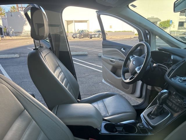 Certified 2018 Ford C-MAX Titanium w/ Equipment Group 301A image 19