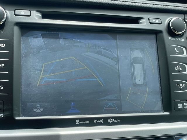 Used 2017 Toyota Highlander Limited Platinum AWD/4WD image 28