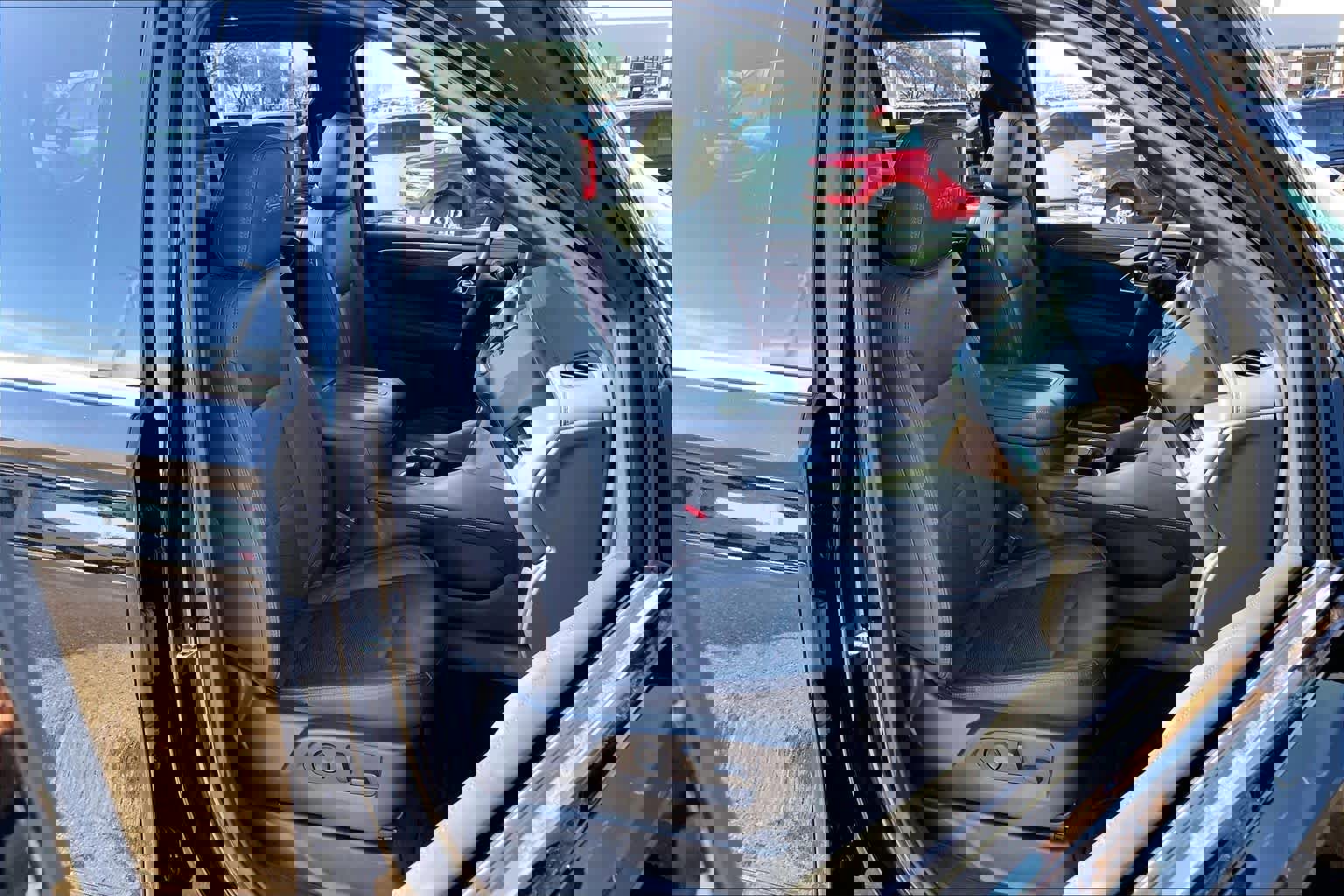 Used 2021 Chevrolet Tahoe High Country image 11