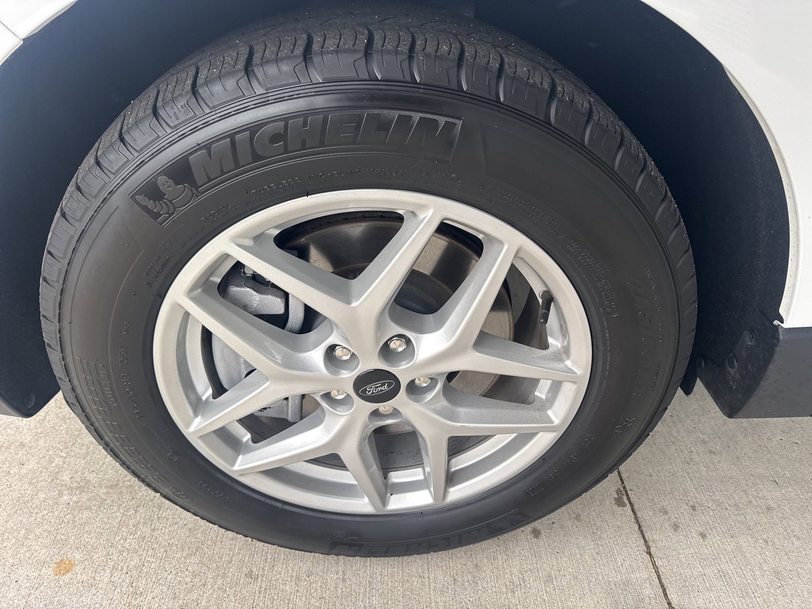 Certified 2024 Ford Edge SEL w/ Convenience Package image 18