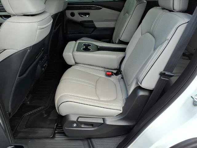 Used 2023 Honda Pilot Elite image 9