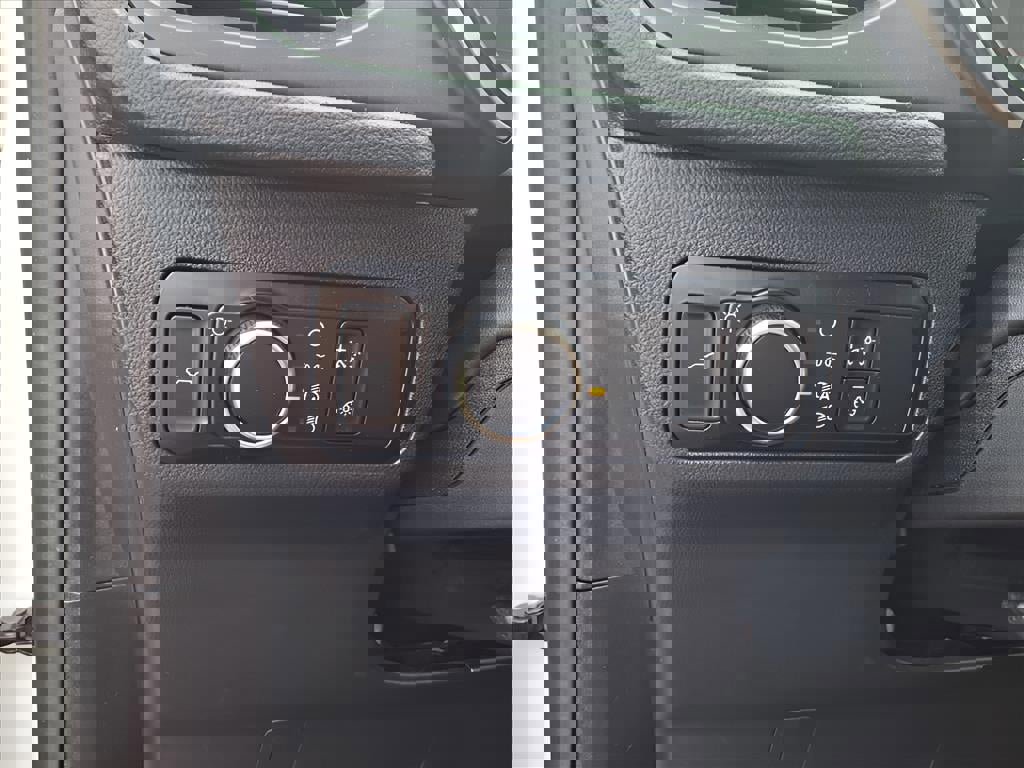 Certified 2022 Ford Escape SE w/ Convenience Package image 17