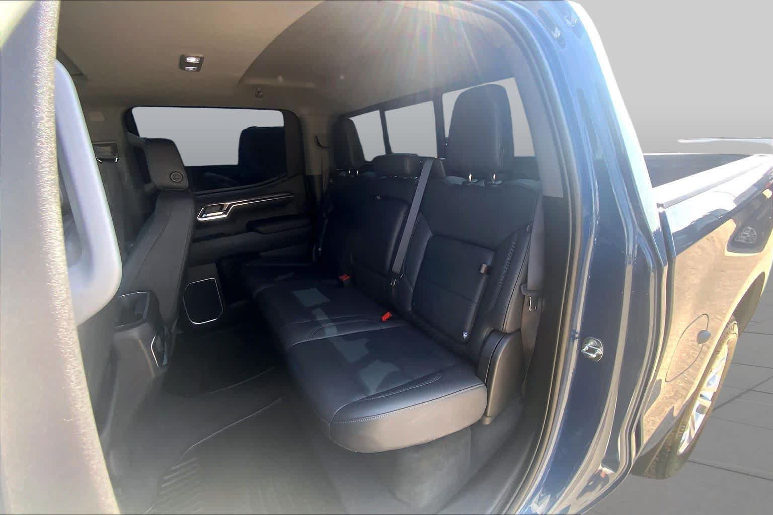 Used 2024 Chevrolet Silverado 1500 LTZ w/ LTZ Convenience Package II RWD image 21