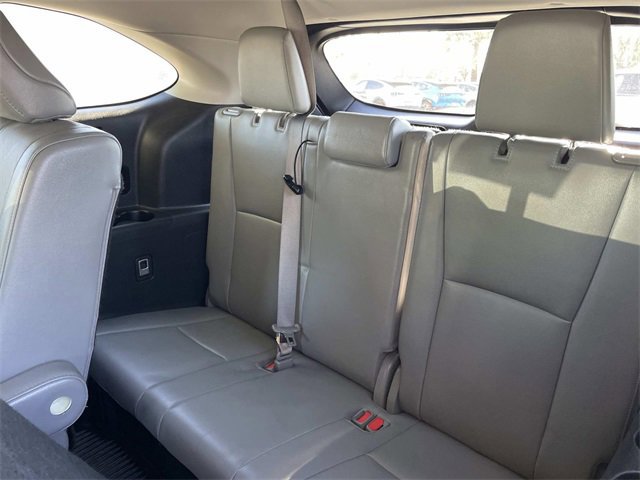 Used 2023 Toyota Highlander Platinum image 33