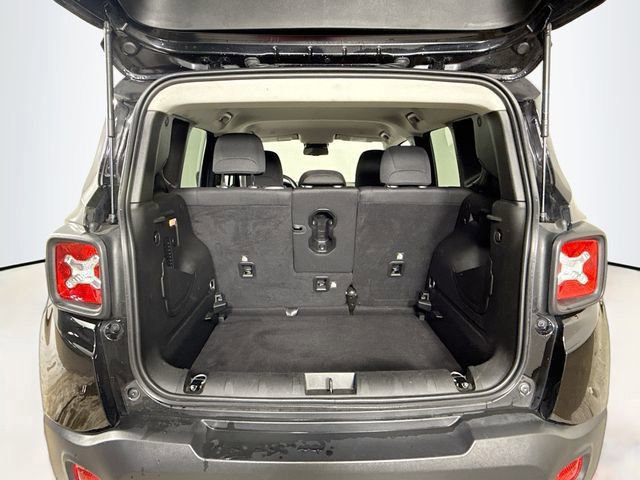 Used 2022 Jeep Renegade Latitude w/ Convenience Group image 25