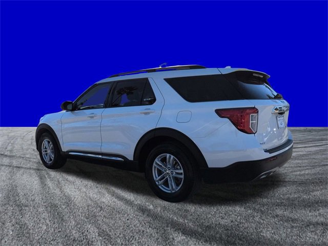 Certified 2023 Ford Explorer XLT w/ Equipment Group 202A image 3