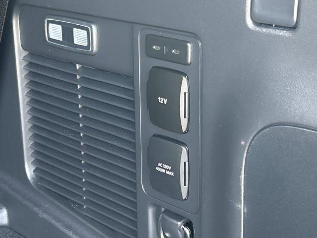 Certified 2025 Ford Expedition Platinum w/ Stealth Performance Package image 25