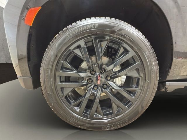 Used 2021 GMC Yukon Denali AWD/4WD image 25
