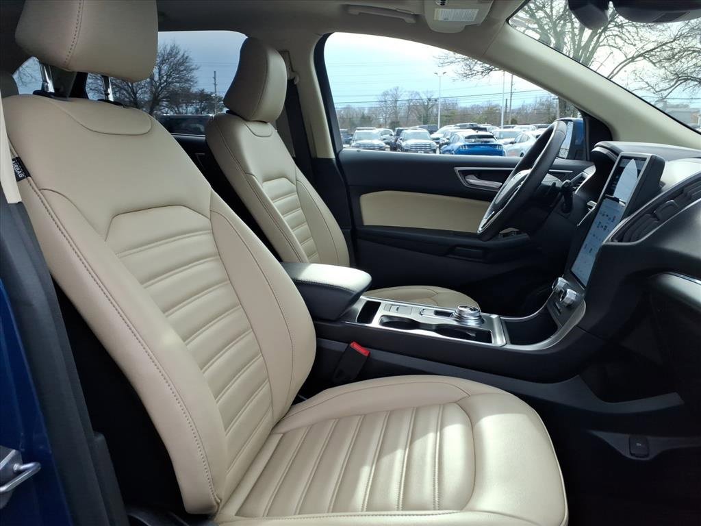 Certified 2022 Ford Edge SEL w/ Convenience Package image 9