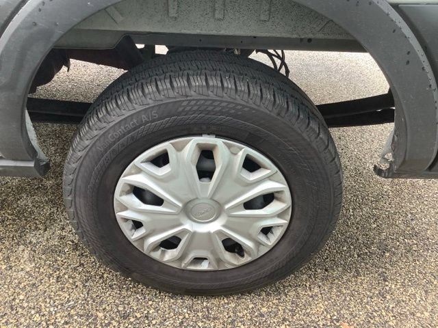 Certified 2026 Ford Transit 250 Low Roof w/ Exterior Upgrade Package RWD image 30