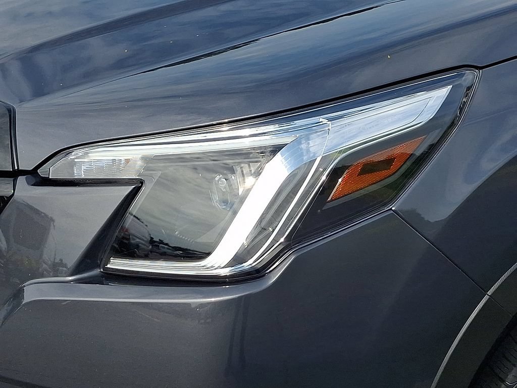 Used 2024 Subaru Forester AWD/4WD image 9