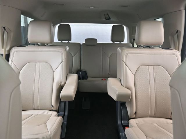Certified 2022 Ford Expedition Limited image 18
