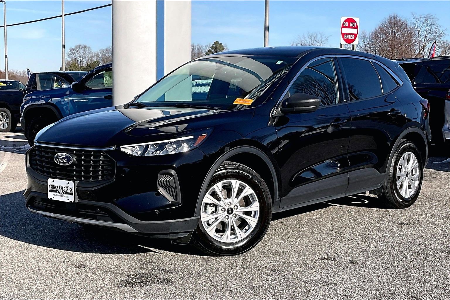 Certified 2024 Ford Escape Active FWD image 3