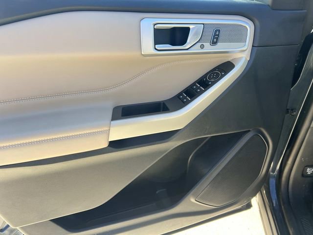 Certified 2023 Ford Explorer XLT w/ Equipment Group 202A image 19