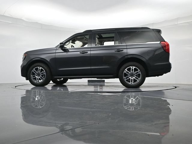 Certified 2025 Ford Expedition Active AWD/4WD image 41