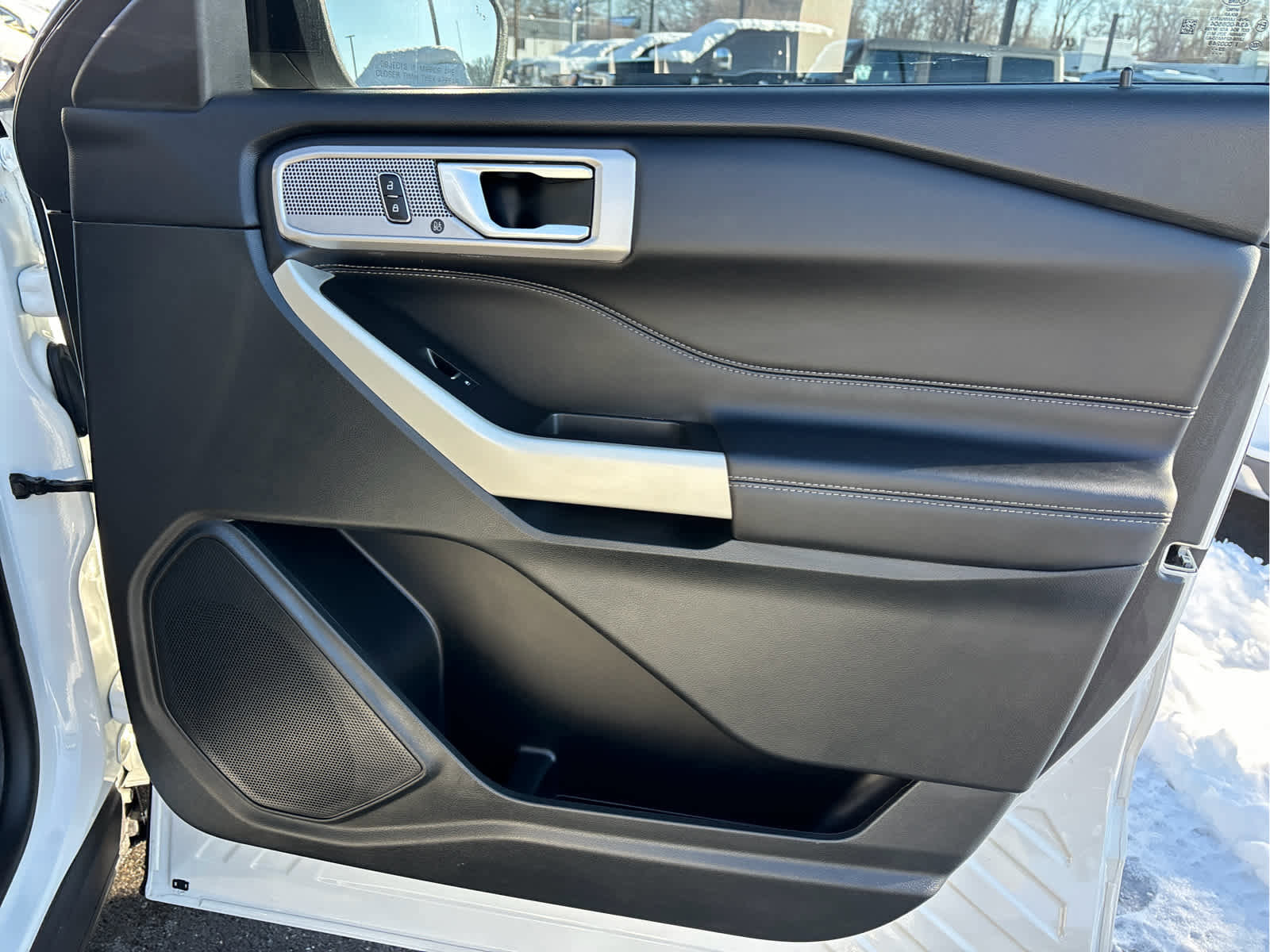 Certified 2023 Ford Explorer XLT w/ Equipment Group 202A image 31