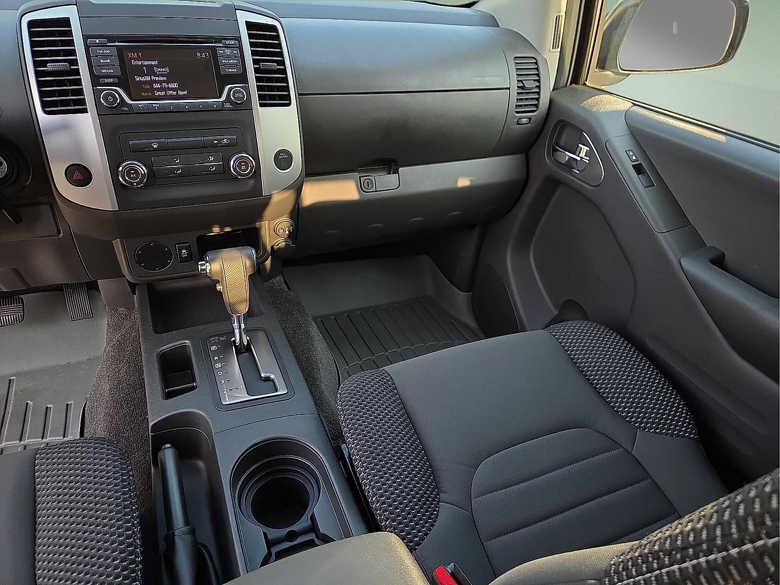 Used 2017 Nissan Frontier Desert Runner RWD image 12