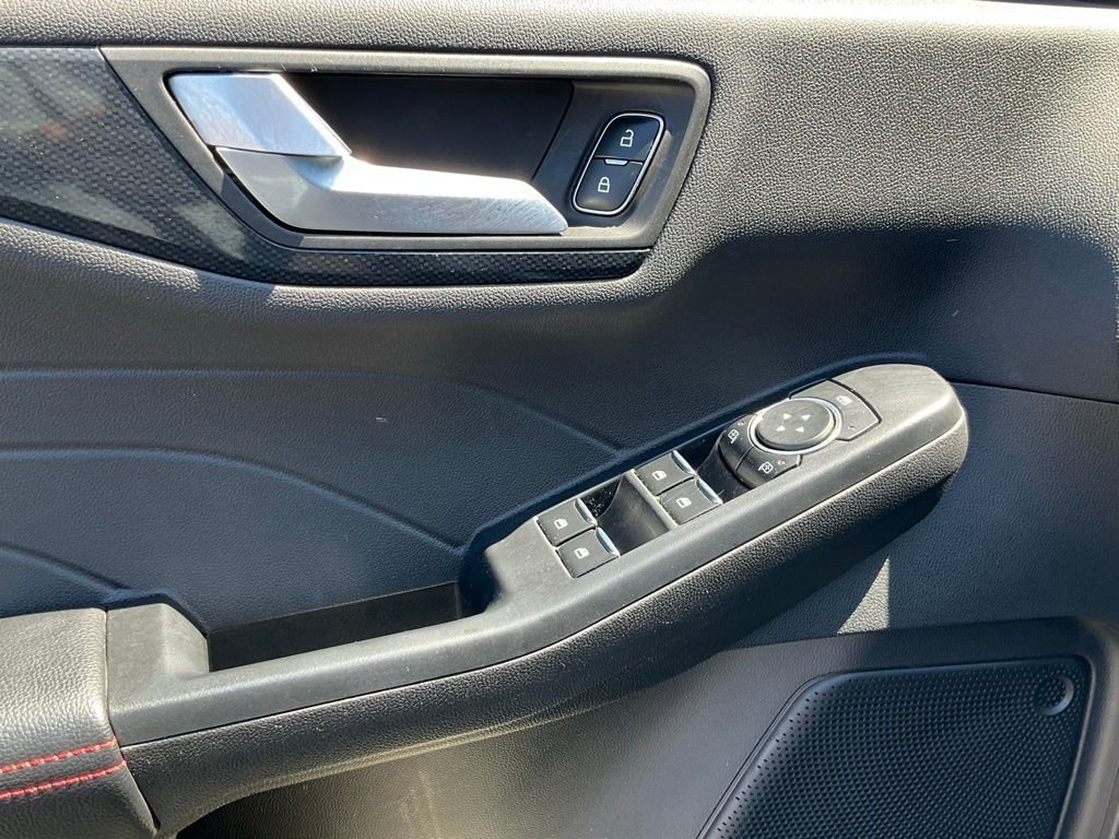 Certified 2023 Ford Escape ST-Line w/ Tech Pack #1 image 21