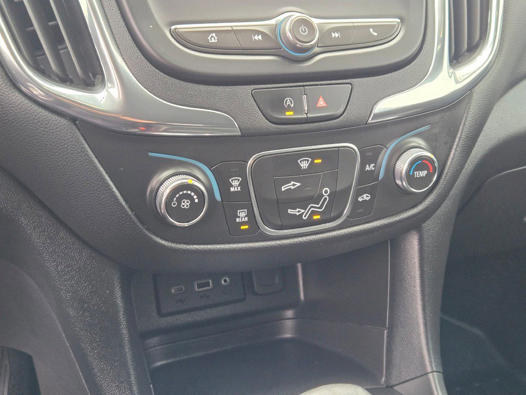Used 2023 Chevrolet Equinox LT image 24