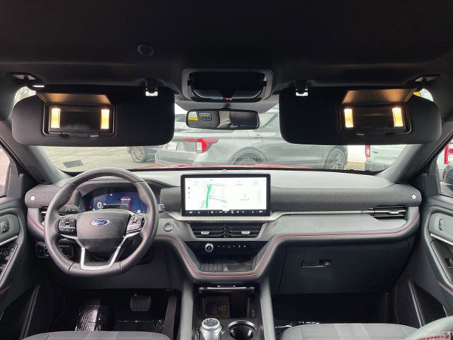 Certified 2025 Ford Explorer ST-Line w/ Premium Package image 17