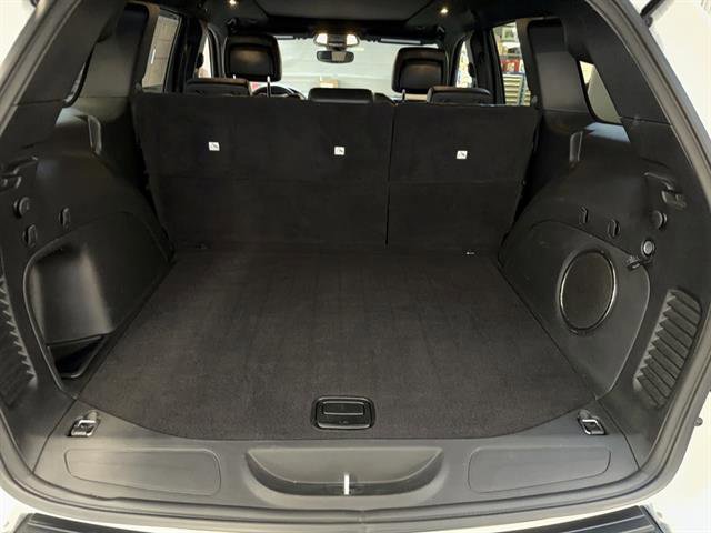 Used 2022 Jeep Grand Cherokee Limited w/ Trailer Tow Group IV image 15