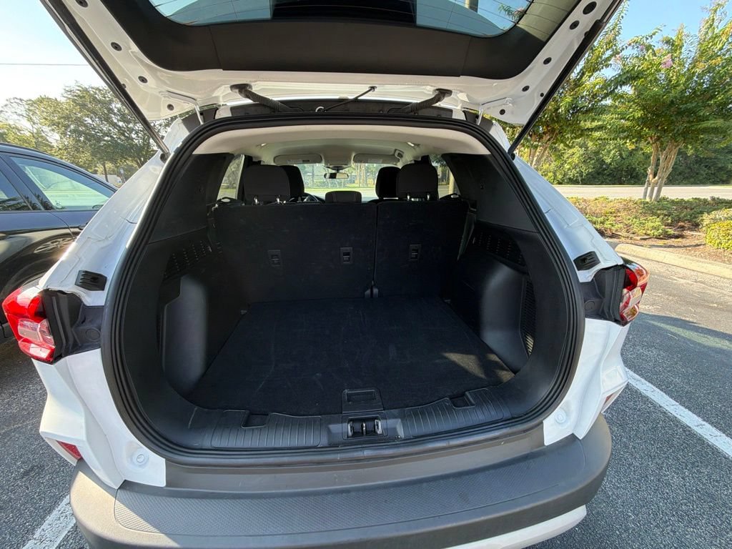 Certified 2025 Ford Escape Active FWD image 11