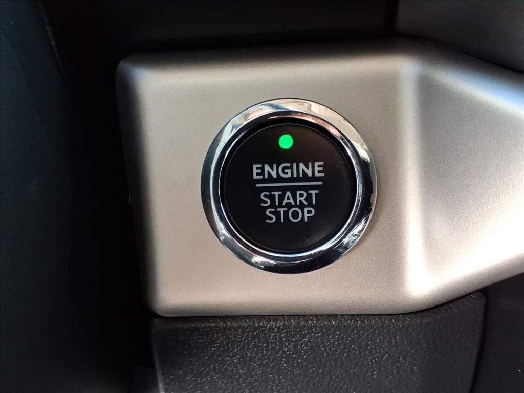 Certified 2024 Ford Expedition Max XLT image 25