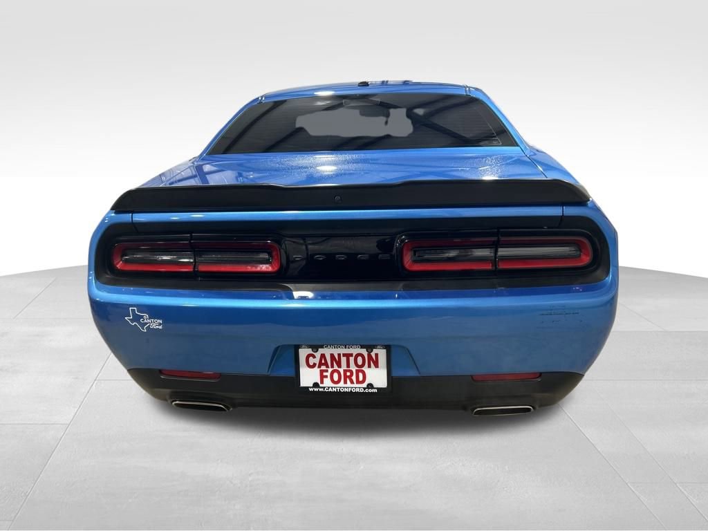 Used 2023 Dodge Challenger SXT w/ Blacktop Package image 4