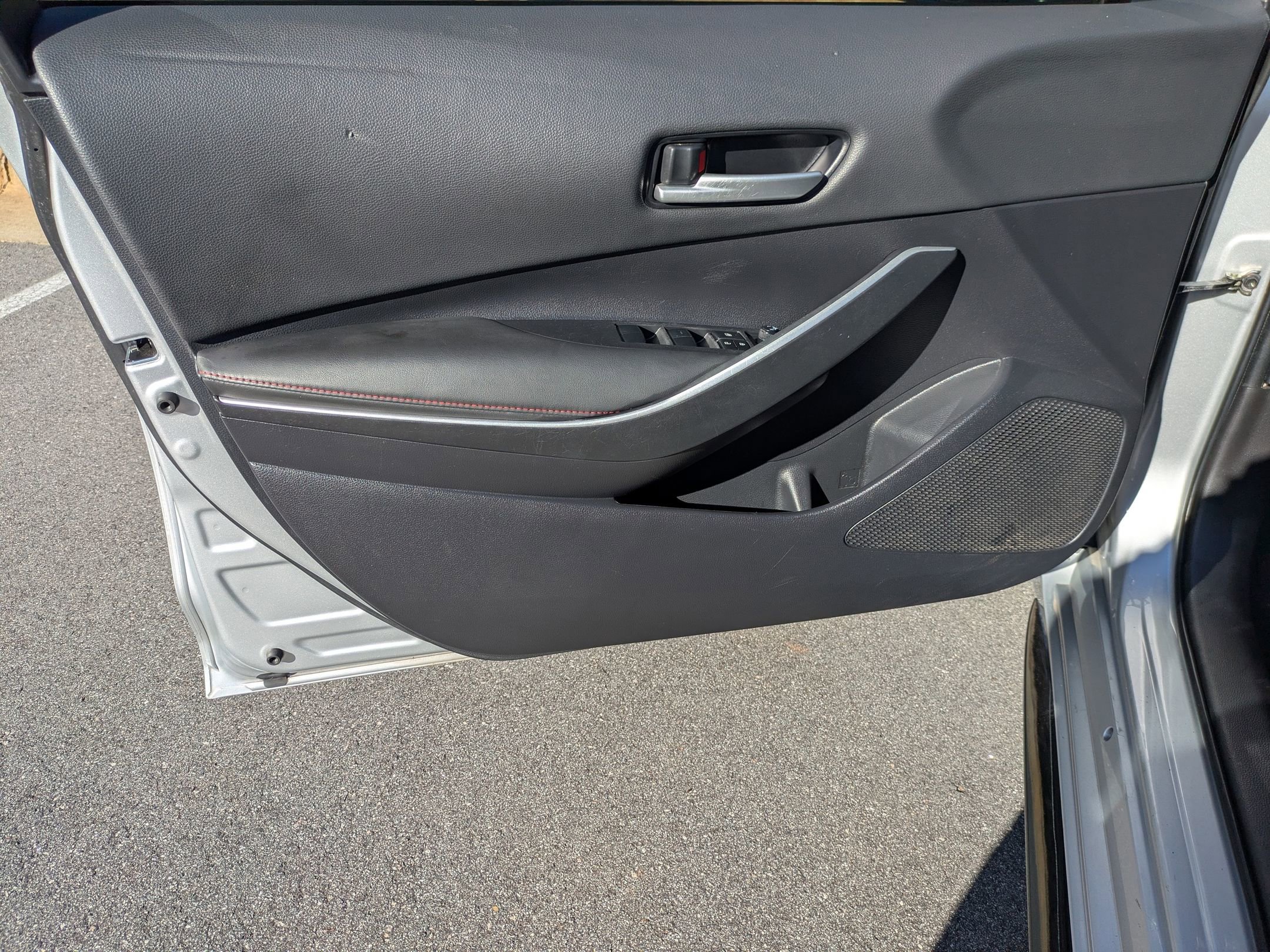 Used 2023 Toyota Corolla SE image 10