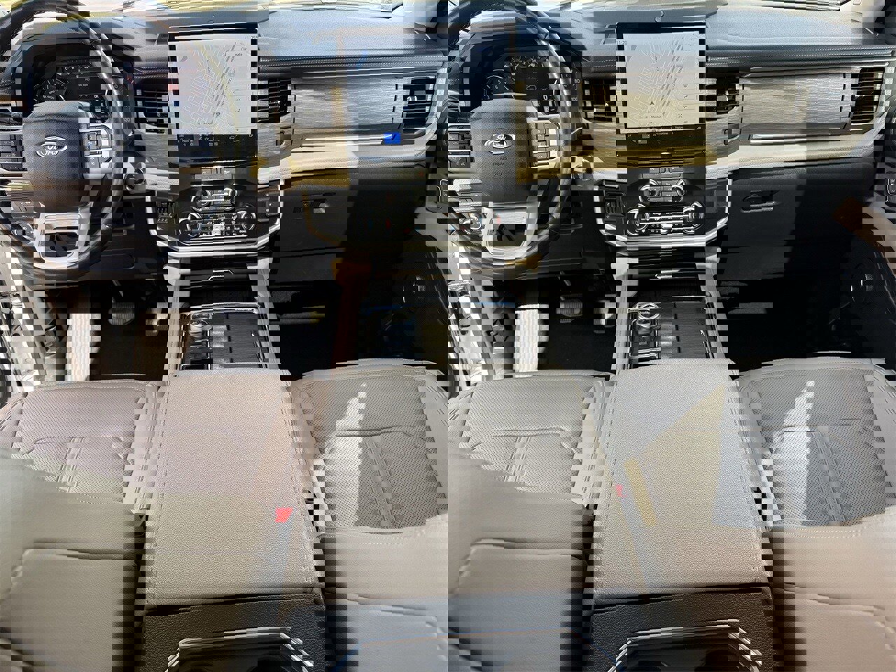 Certified 2024 Ford Expedition Max Limited image 10