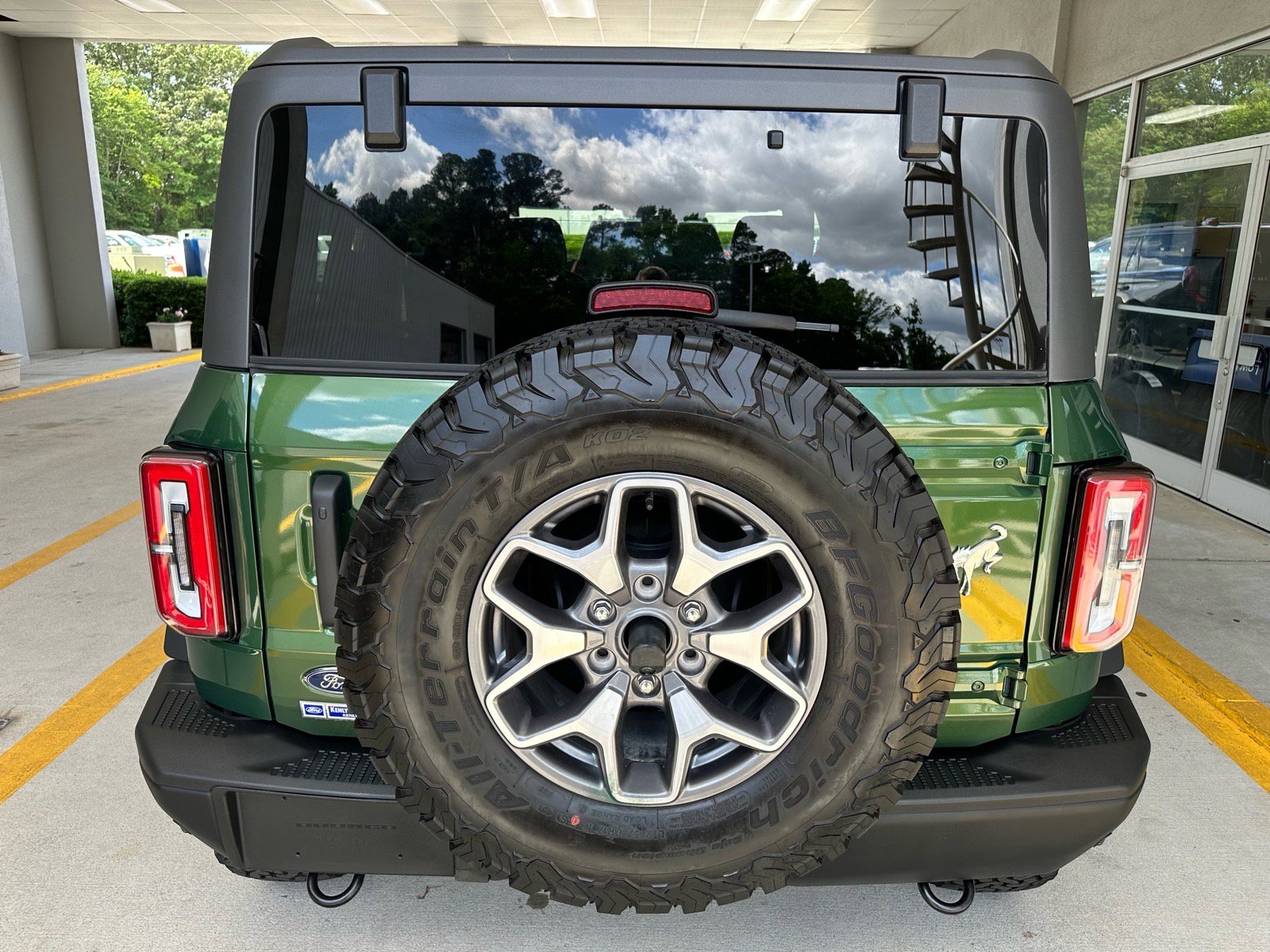 Certified 2025 Ford Bronco Badlands AWD/4WD image 13