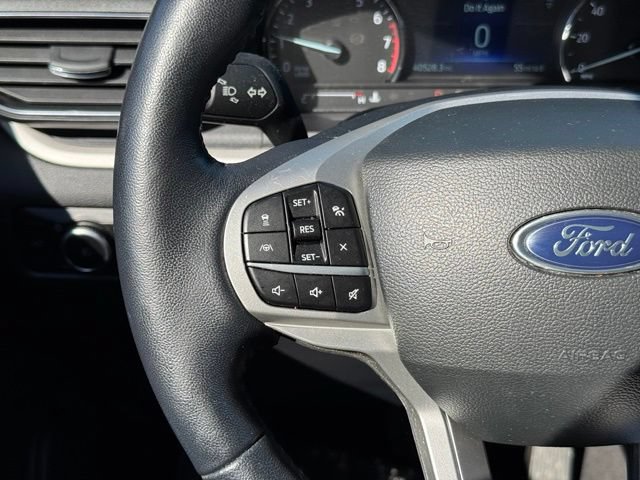 Certified 2023 Ford Explorer XLT w/ Equipment Group 202A AWD/4WD image 29