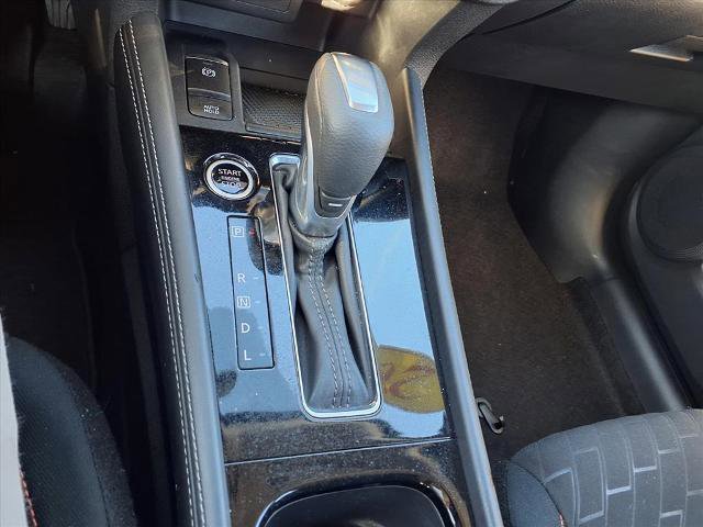 Used 2024 Nissan Kicks SR image 14