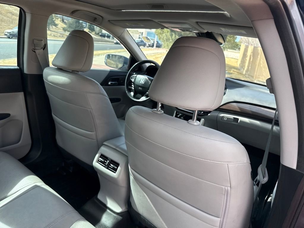 Used 2017 Honda Accord Touring image 24