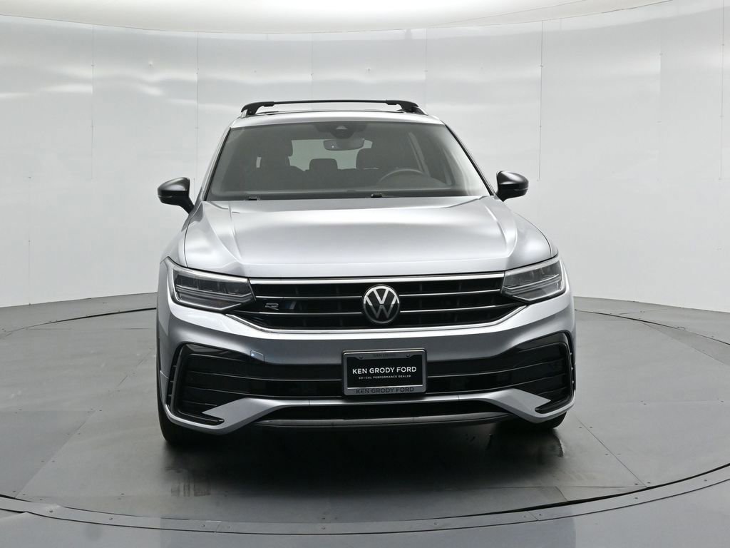 Used 2023 Volkswagen Tiguan SE R-Line FWD image 28