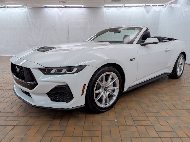 Certified 2024 Ford Mustang GT Premium RWD image 4