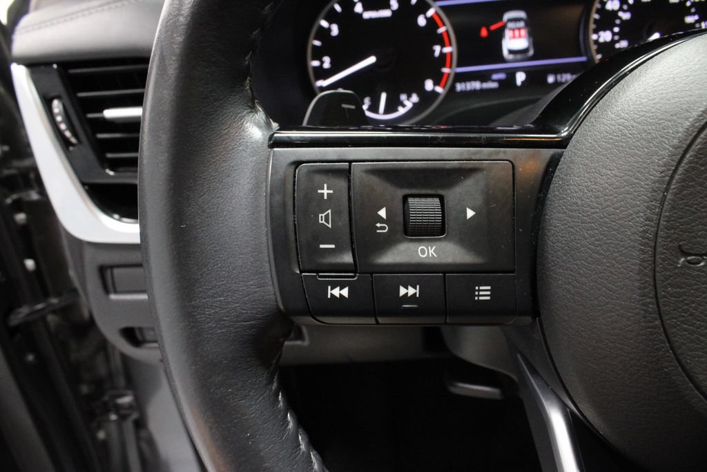 Used 2023 Nissan Rogue SL AWD/4WD image 26