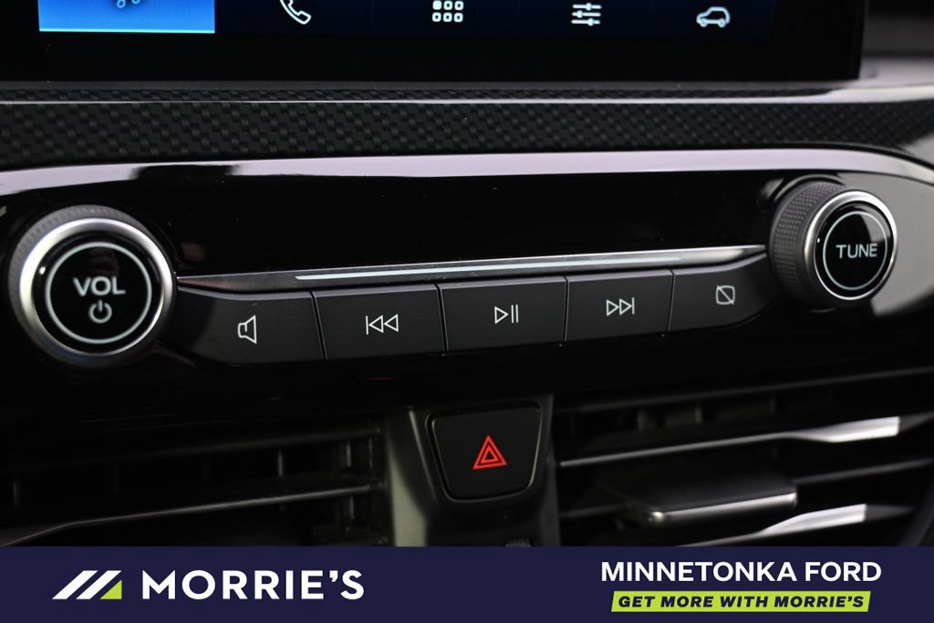 Certified 2025 Ford Escape ST-Line AWD/4WD image 31