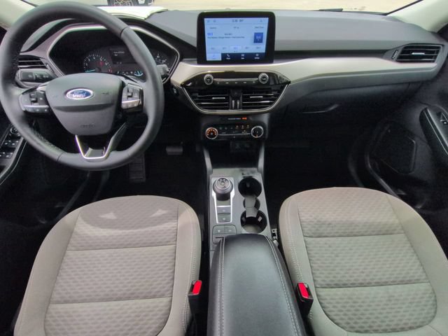 Certified 2022 Ford Escape SE w/ Cold Weather Package AWD/4WD image 17