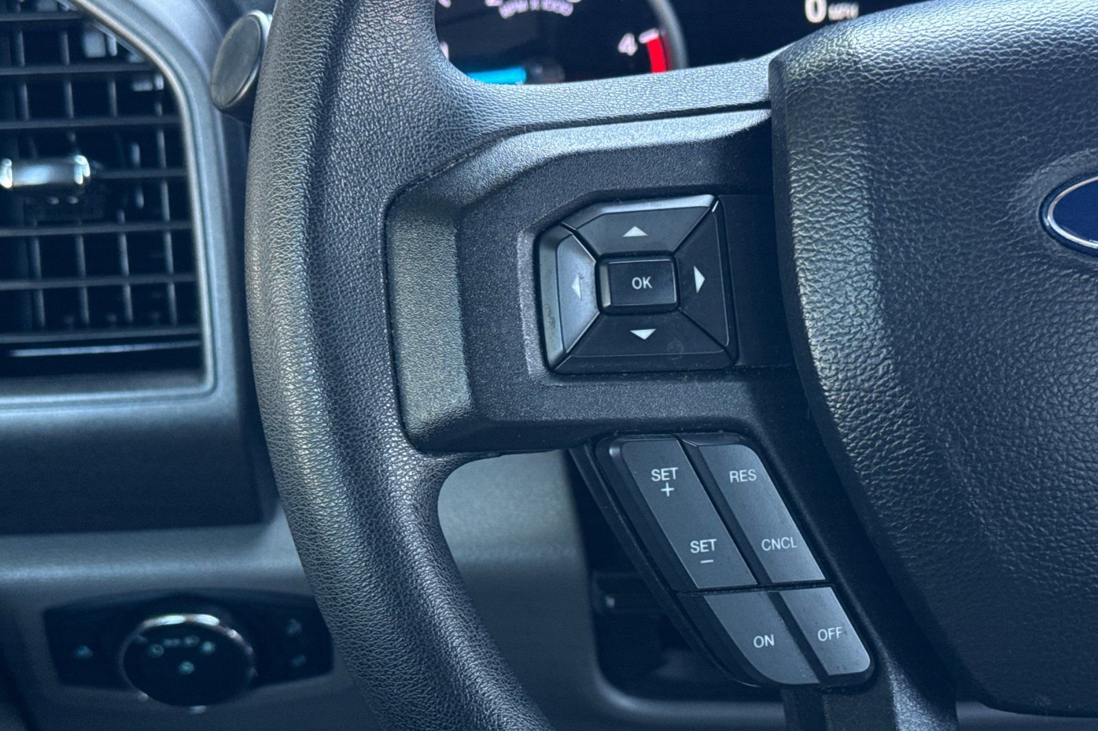 Certified 2022 Ford F350 XL w/ STX Appearance Package AWD/4WD image 20