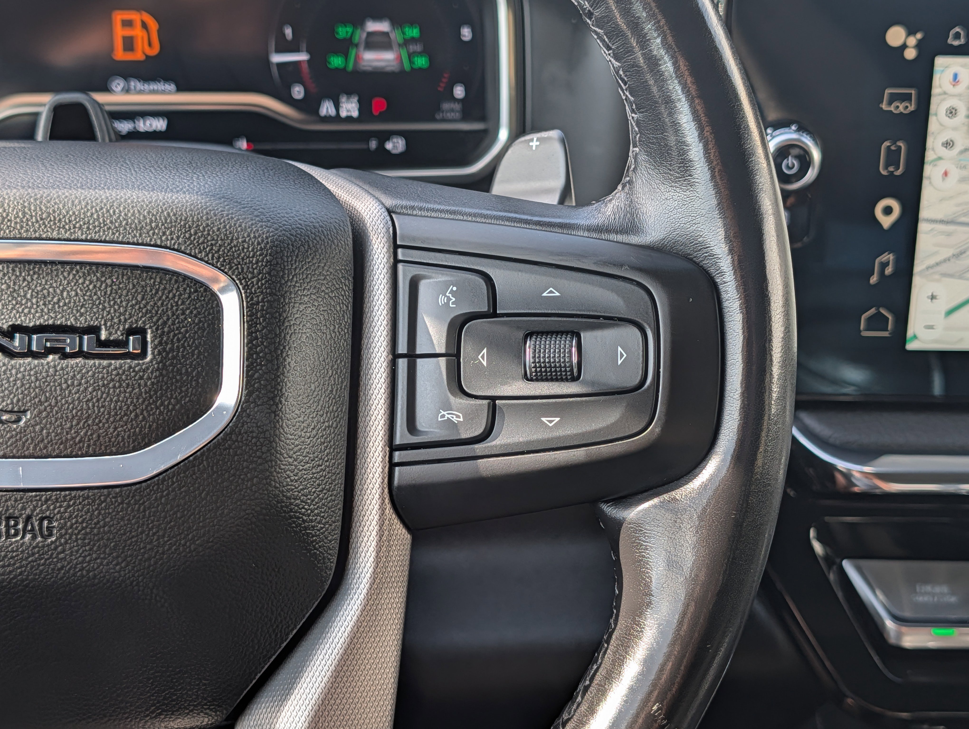 Used 2024 GMC Sierra 1500 Denali AWD/4WD image 26