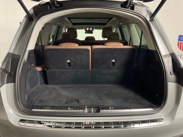 Used 2025 Mercedes-Benz GLS 450 4MATIC image 11