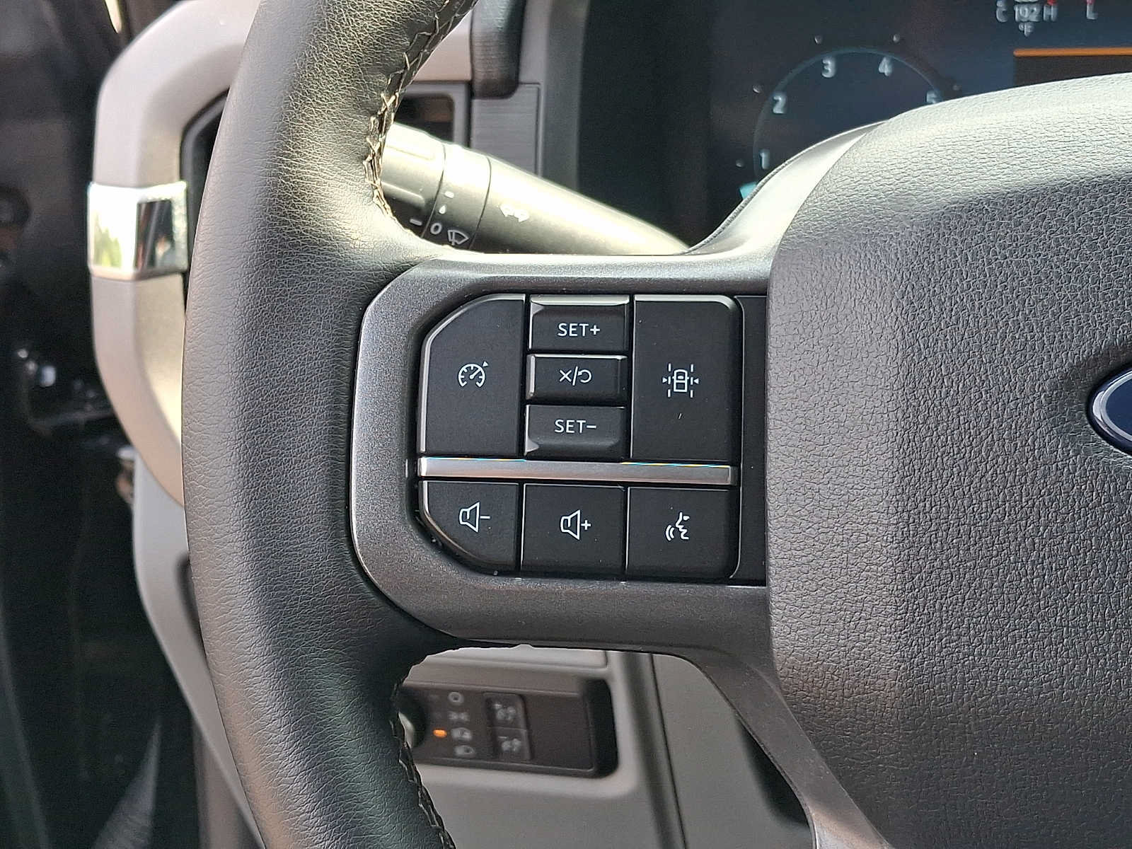 Certified 2025 Ford F150 XLT w/ Equipment Group 301A Standard AWD/4WD image 20